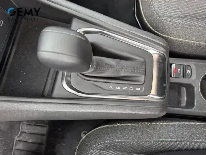 Photo 56 Renault Captur  E-Tech full hybrid 145 ch