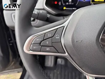 Photo 47 Renault Captur  E-Tech full hybrid 145 ch