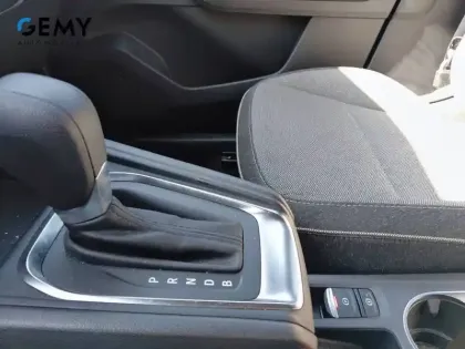 Photo 120 Renault Captur  E-Tech full hybrid 145 ch