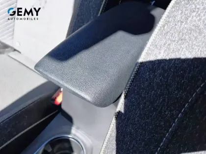 Photo 121 Renault Captur  E-Tech full hybrid 145 ch