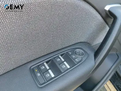 Photo 104 Renault Captur  E-Tech full hybrid 145 ch