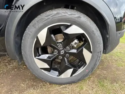 Photo 69 Renault Captur  E-Tech full hybrid 145 ch