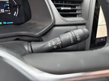 Photo 50 Renault Captur  E-Tech full hybrid 145 ch