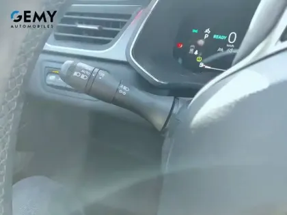 Photo 109 Renault Captur  E-Tech full hybrid 145 ch