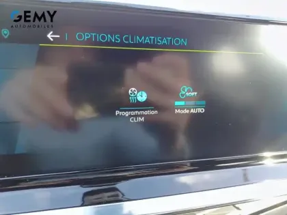 Photo 14 Peugeot 208  Electrique 50 kWh 136ch