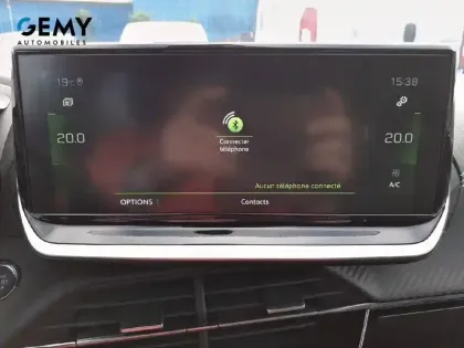 Photo 18 Peugeot 208  PureTech 100 S&S EAT8