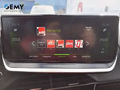 Photo 14 Peugeot 208  PureTech 100 S&S EAT8