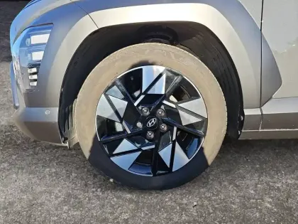 Photo 60 Hyundai Kona  Hybrid 141