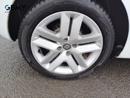 Photo 12 Renault Clio  SOCIETE BLUE DCI 100 - 21N