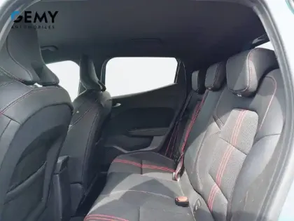 Photo 9 Renault Clio  E-Tech 140