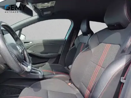 Photo 8 Renault Clio  E-Tech 140