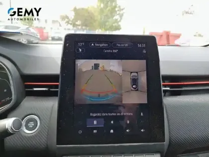 Photo 23 Renault Clio  E-Tech 140