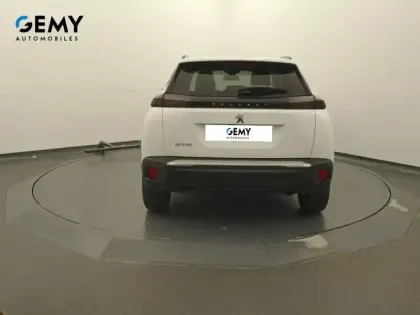 Photo 4 Peugeot 2008  PureTech 100 S&S BVM6