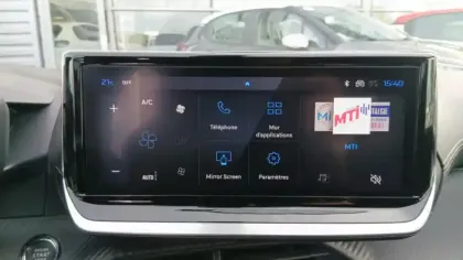 Photo 16 Peugeot 208  Hybrid 100 e-DCS6