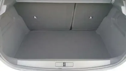 Photo 8 Peugeot 208  Hybrid 100 e-DCS6