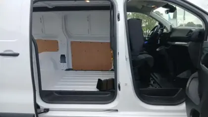 Photo 31 Peugeot Expert  FGN M BLUEHDI 180 S&S EAT8