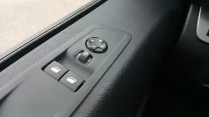 Photo 26 Peugeot Expert  FGN M BLUEHDI 180 S&S EAT8