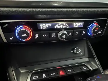 Photo 21 Audi Q3  Sportback 45 TFSIe 245 ch S tronic 6