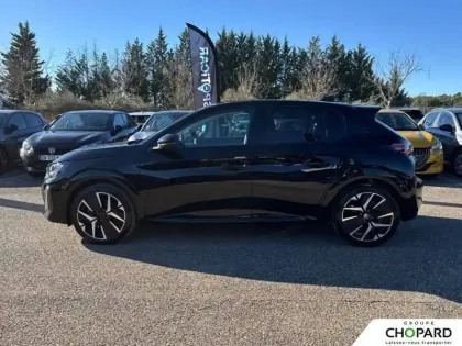 Photo 32 Peugeot 208  Hybrid 110 e-DCS6