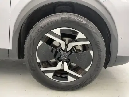 Photo 48 Peugeot 2008  Hybrid 136 e-DCS6