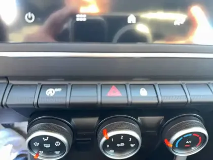 Photo 20 Renault Clio  SCe 75