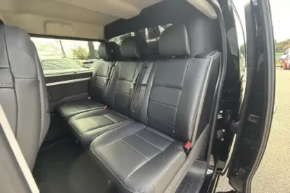 Photo 11 Peugeot Expert  CA FIXE M BLUEHDI 180 S&S EAT8