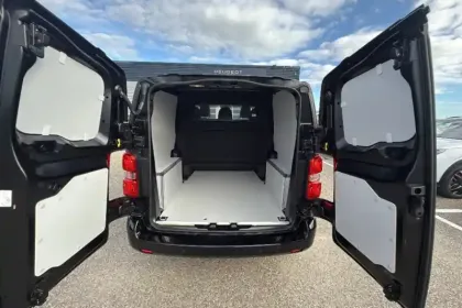 Photo 27 Peugeot Expert  CA FIXE M BLUEHDI 180 S&S EAT8