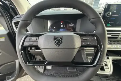 Photo 23 Peugeot Expert  CA FIXE M BLUEHDI 180 S&S EAT8