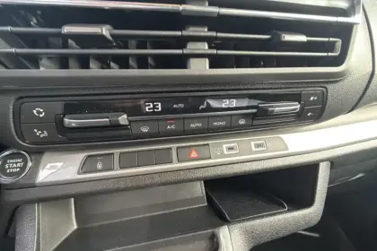 Photo 17 Peugeot Expert  CA FIXE M BLUEHDI 180 S&S EAT8