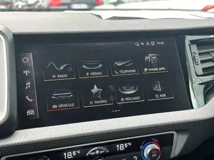 Photo 17 Audi A1  Sportback 30 TFSI 110 ch S tronic 7