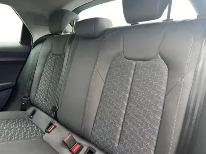 Photo 13 Audi A1  Sportback 30 TFSI 110 ch S tronic 7