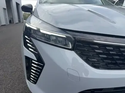 Photo 13 Renault Clio  TCe 90