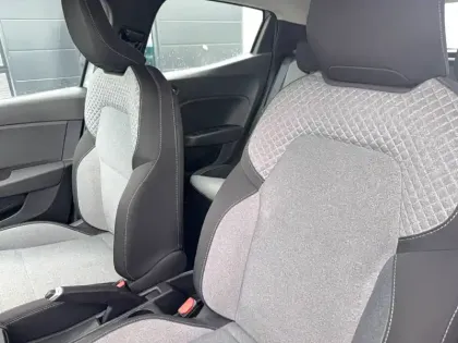 Photo 32 Renault Clio  TCe 90