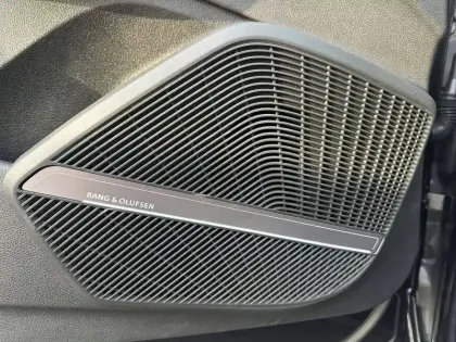 Photo 28 Audi Q5  50 TFSI e 299 S tronic 7 Quattro