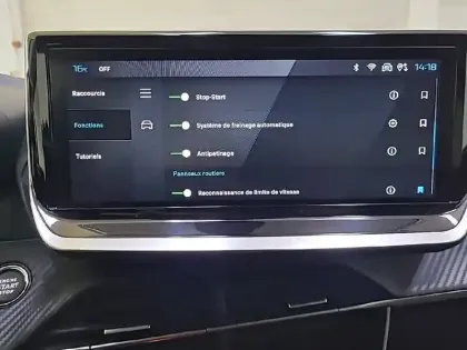 Photo 21 Peugeot 208  PureTech 100 S&S BVM6