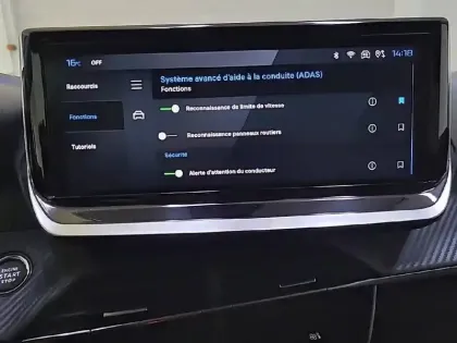 Photo 22 Peugeot 208  PureTech 100 S&S BVM6