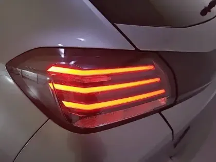 Photo 16 Peugeot 208  PureTech 100 S&S BVM6