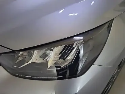 Photo 15 Peugeot 208  PureTech 100 S&S BVM6