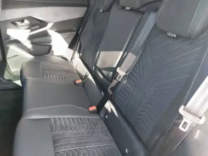 Photo 11 Peugeot 3008  Hybrid 136 e-DCS6