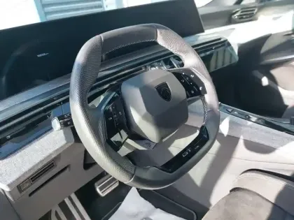 Photo 8 Peugeot 3008  Hybrid 136 e-DCS6