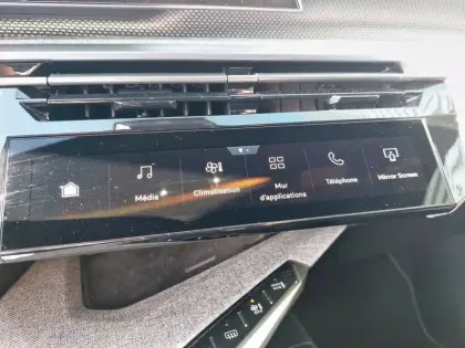 Photo 19 Peugeot 3008  Hybrid 136 e-DCS6