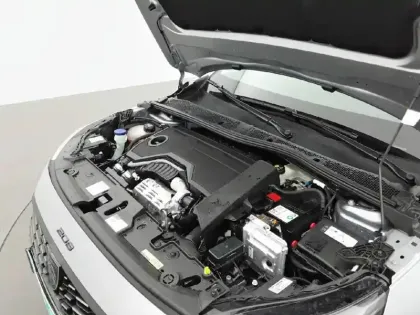 Photo 14 Peugeot 208  Hybrid 110 e-DCS6