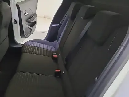 Photo 11 Peugeot 208  PureTech 100 S&S BVM6