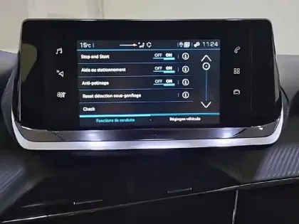 Photo 20 Peugeot 208  PureTech 100 S&S BVM6