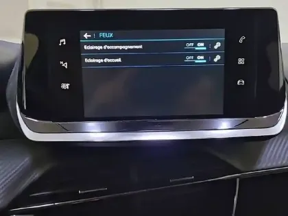 Photo 22 Peugeot 208  PureTech 100 S&S BVM6