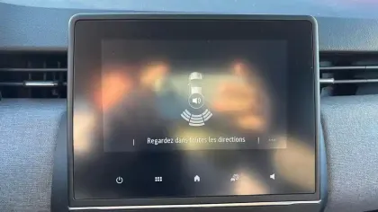 Photo 13 Renault Clio  E-Tech full hybrid 145