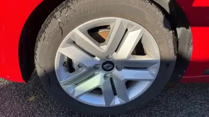 Photo 8 Renault Clio  E-Tech full hybrid 145