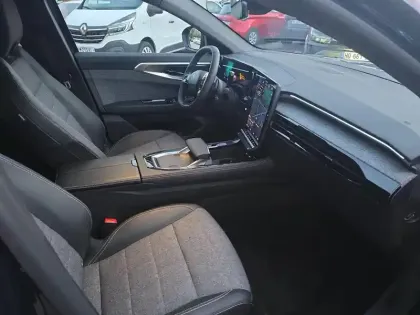 Photo 11 Renault Espace  E-Tech hybrid 200