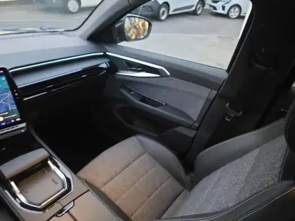 Photo 18 Renault Espace  E-Tech hybrid 200