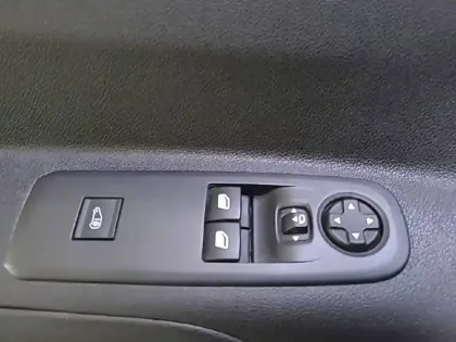 Photo 29 Peugeot Partner  FOURGON M 950 KG BLUEHDI 100 S&S BVM6